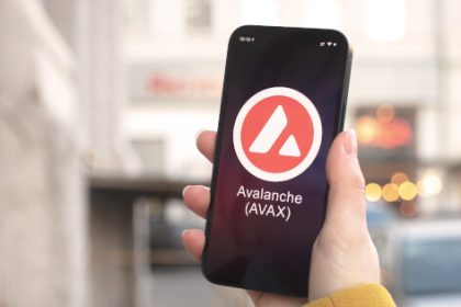 AVAX Price Prediction: Targeting $24-$28 Rally Within 2-4 Weeks as Oversold Conditions Signal Reversal