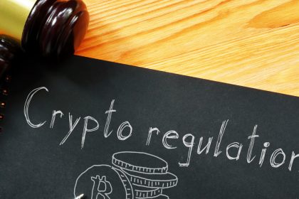 Regulators Reassess Banking Rules Amid Stablecoin Surge