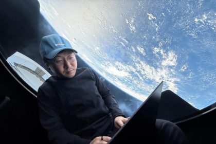 F2Pool founder who controls 11% of bitcoin's hashrate to lead first SpaceX mission to Mars