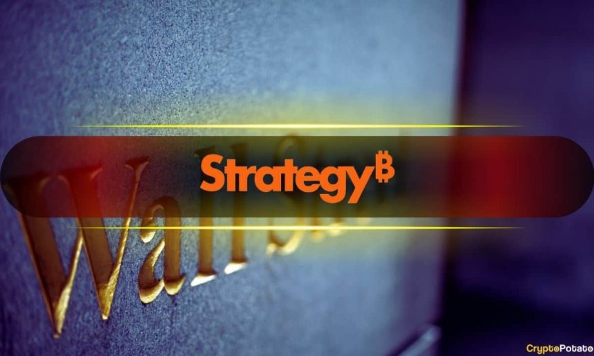 MSTR Snaps 9-Month Losing Streak With 33% Gain in April