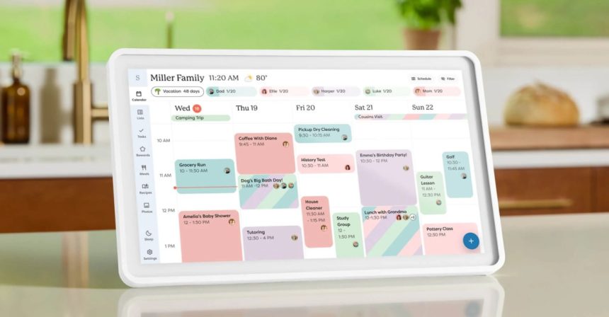 Skylight’s 15-inch smart calendar is down to its lowest price to date