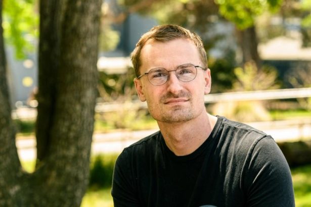 Base creator Jesse Pollak pivots after admitting social strategy failed